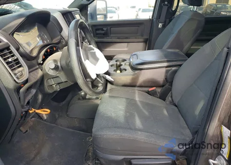 2024 Ram 2500 Tradesman z USA, uszkodzony, nr VIN 3C6UR5CJ8RG306839